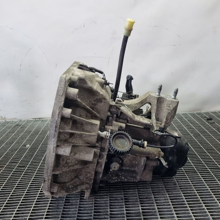 Cutie de viteze manuala Dacia Sandero 2 0.9 B 2012 - 2016 90CP Manuala 5 Trepte H4B 408 ...