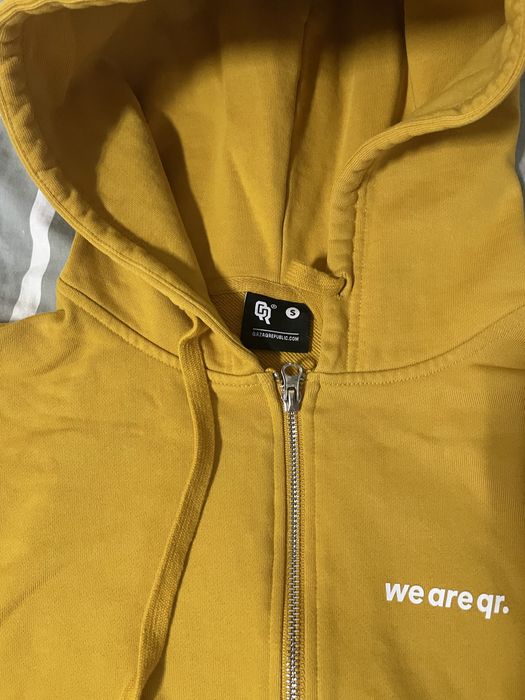 продаю кофту от QR