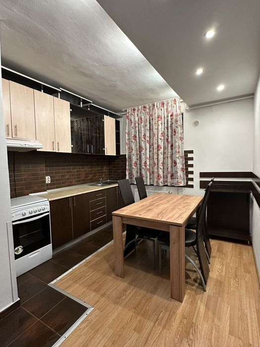Inchiriez apartament 2 camere