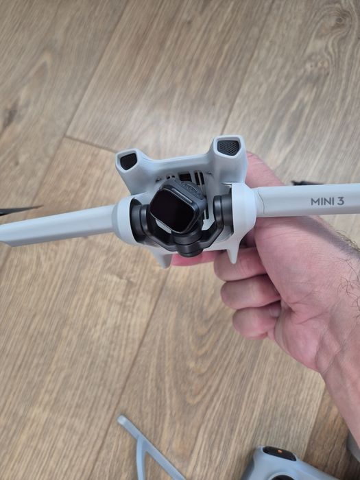Vand Drona DJI Mini 3