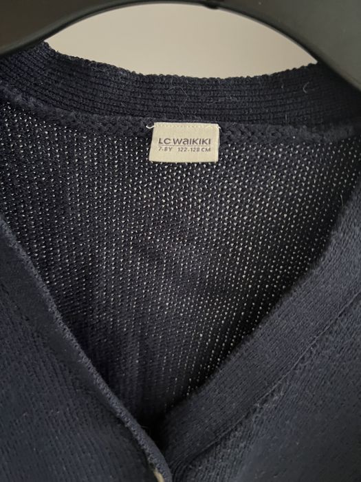 Продам свитер школьный