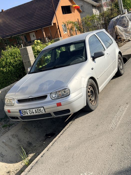 Vând golf 4 coupe