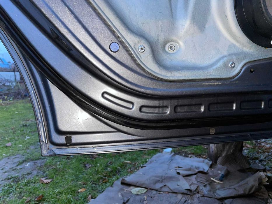 Vand portiera usa stanga spate de mercedes w169