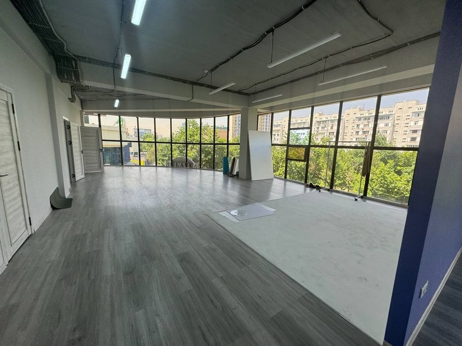 Сдаётся здание под шоурум, магазин, офис, Мирабадский р-н