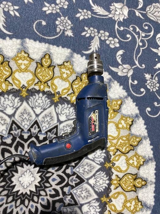 Продаётся страительные инструменты.