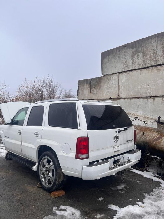 Cadillac Escalade 2005 6.2