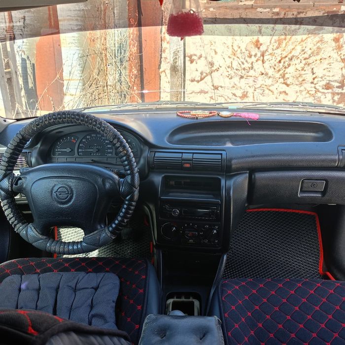 Продам машину срочно