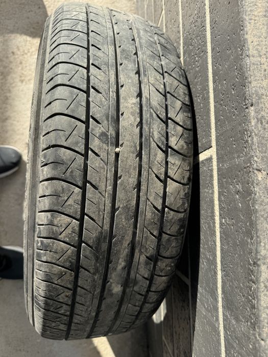 Продается летние шины размер 215/60/16