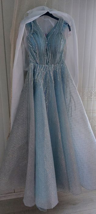 Официална рокля, размер С