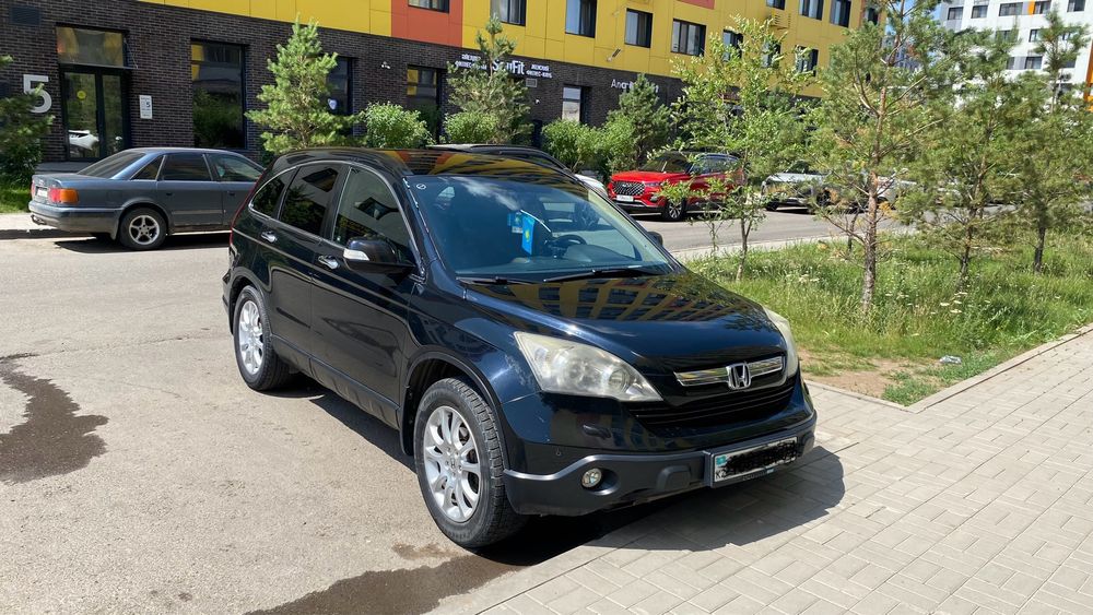 Продам автомобиль Honda CR-V