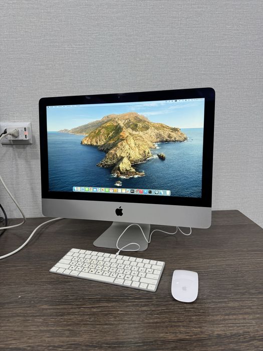 Моноблок iMac intel Core i5 21.5 Дюйм Full-HD Дисплеем Идеал!