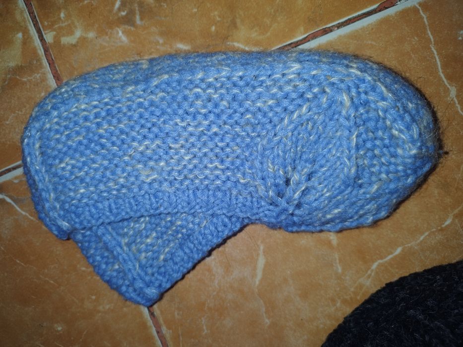 Продам вязаные тапочки