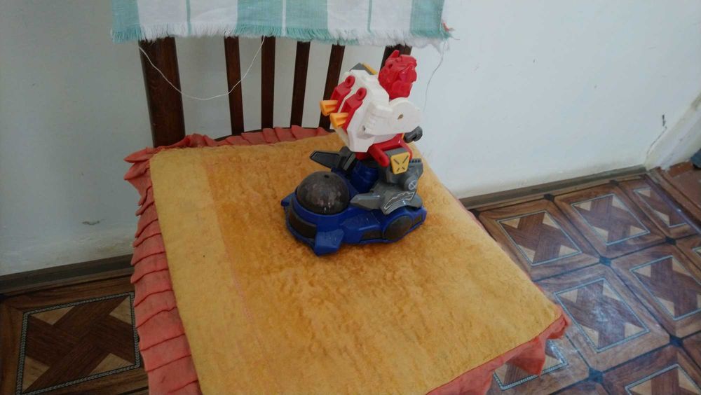 игрушки детские разных