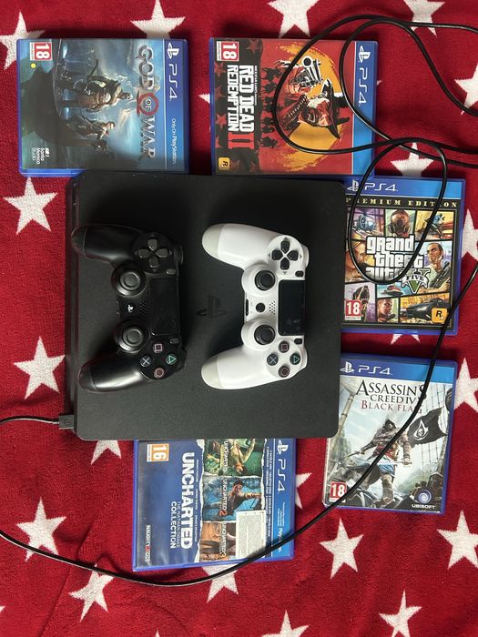Vand play station 4 - manete si jocuri