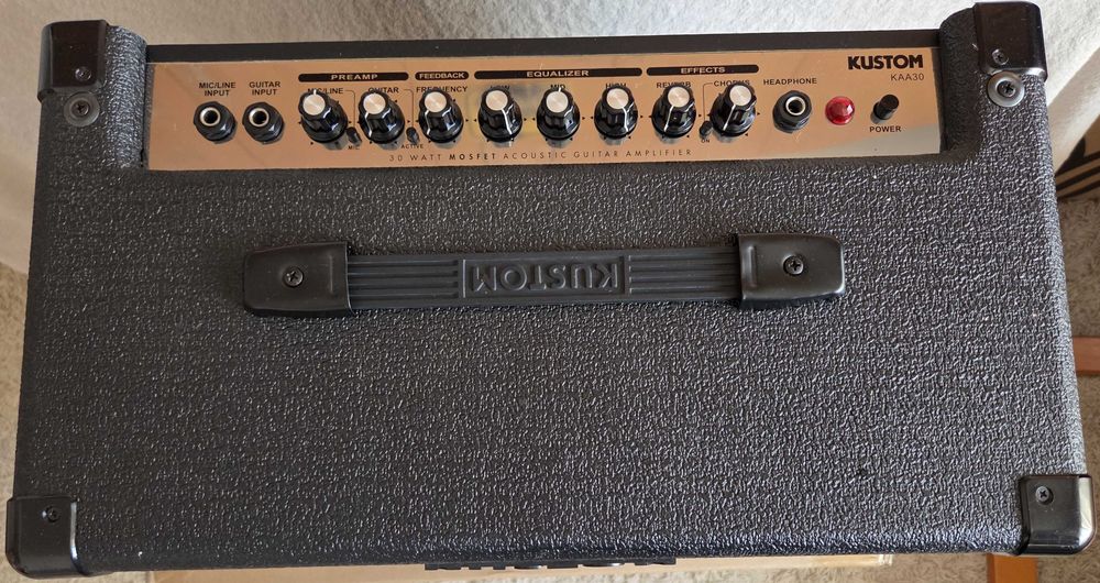 Amplificator chitară acustică Kustom KAA30 – 30W MOSFET