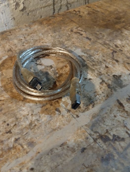 Кабели различни за компютър