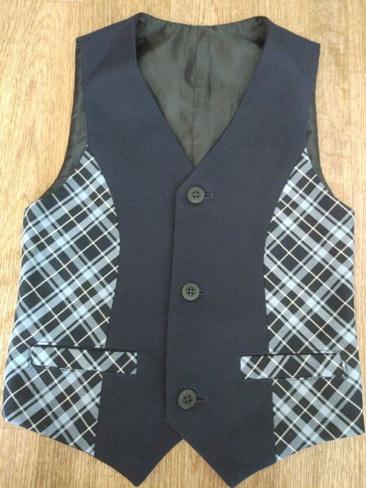 Жилет школьный на мальчика