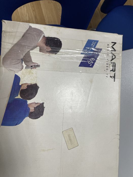 Настенный кронштейн под телевизор