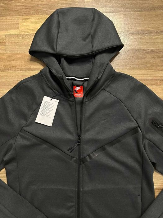 Trening Nike Tech - Gri