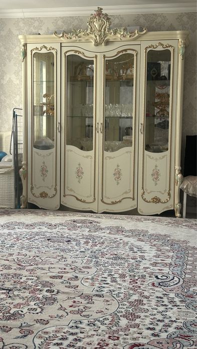 Сервант для залв