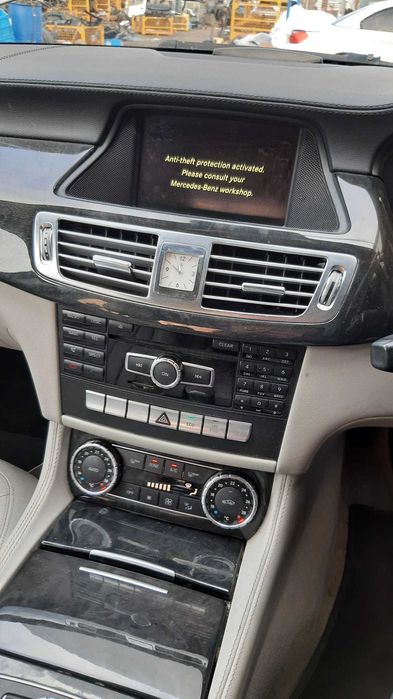 Dezmembrez mercedes cls w218 250 om 651/far full led/capota/bara cls/