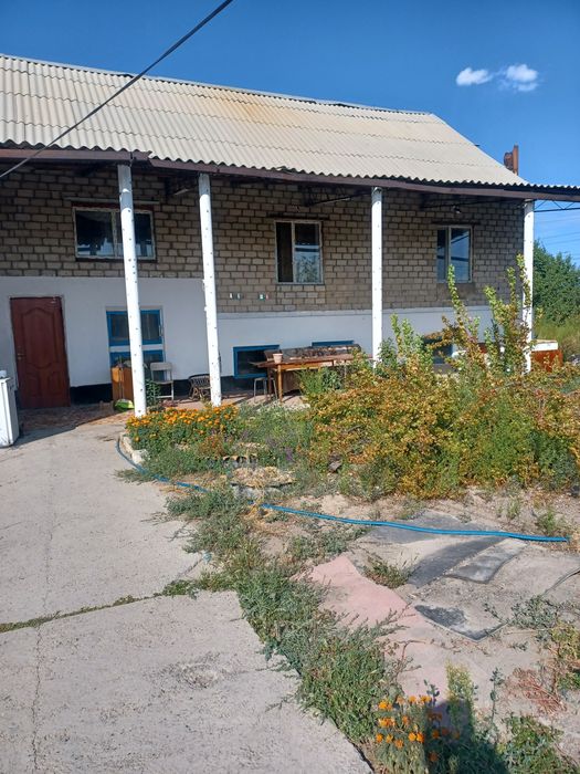 Продам дом полуподвальный