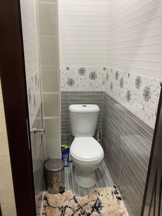 Продается своя 1 комнатная квартира переделанная в 2 в центре города