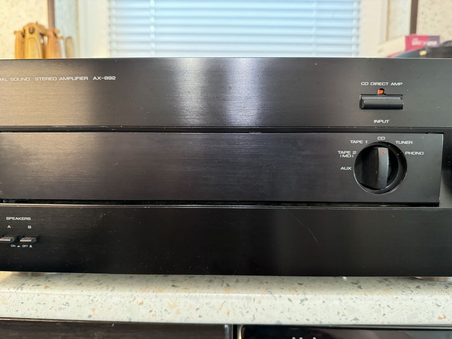 Yamaha AX-892 Мощен стерео усилвател