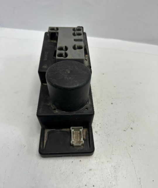 Pompa vacuum inchidere centralizata 2108001448 Mercedes-Benz E-Class