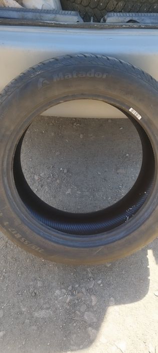 Резина лето 215/55 R17