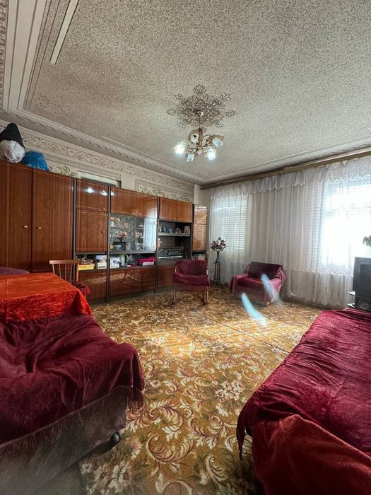 Shaxar markazi Ganga, Sebzorda 4 xonali uy sotiladi