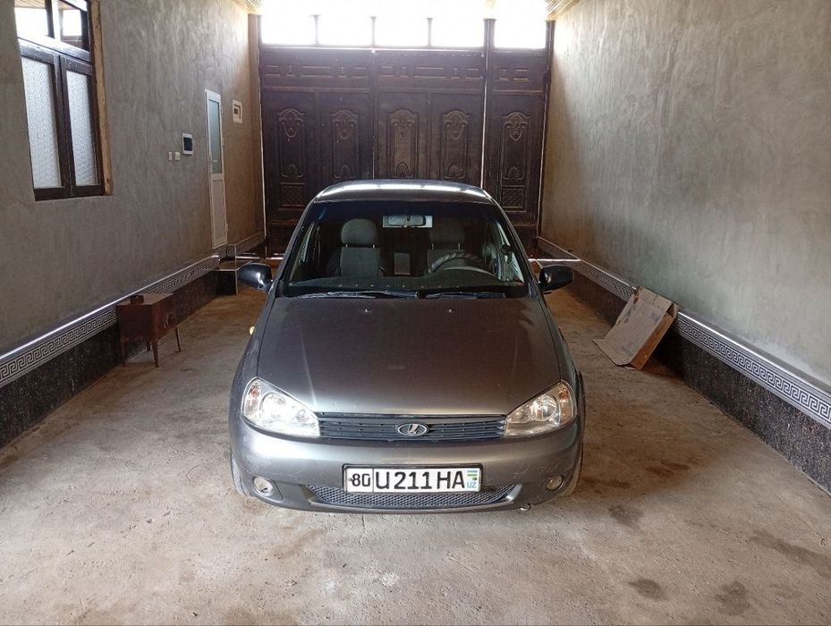 Lada Kalina sotiladi.