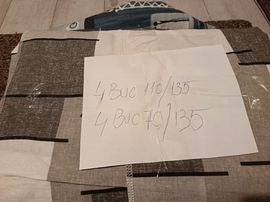 Vând perdele/perdeluțe pentru cort rulote