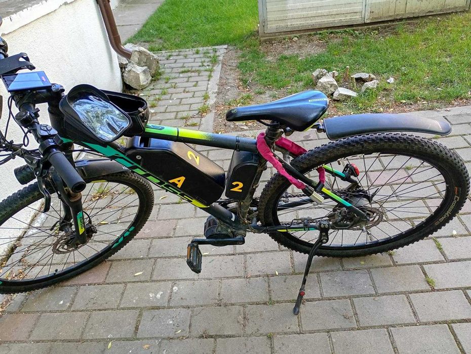 Pachet Flota Completa Livrari – 12 Biciclete Electrice + 6 Scutere