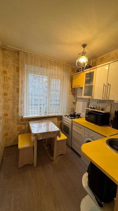 Продам квартиру 2-комн.кв.