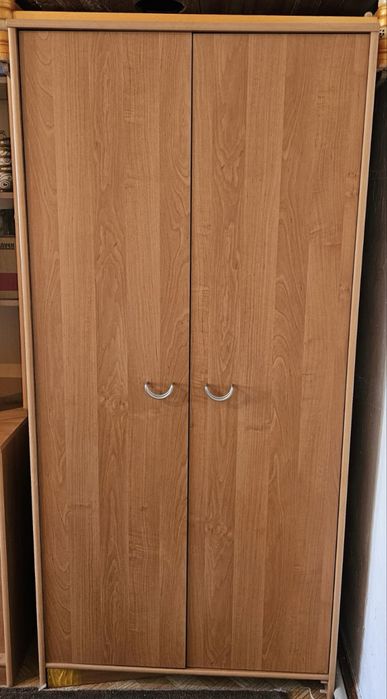 Шкафы для вещей по доступной цене