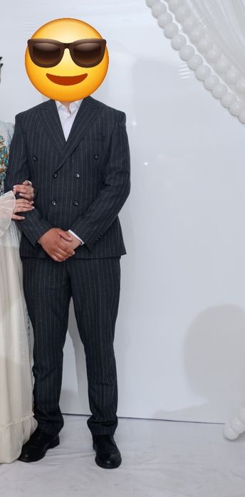 Продам современный модный костюм