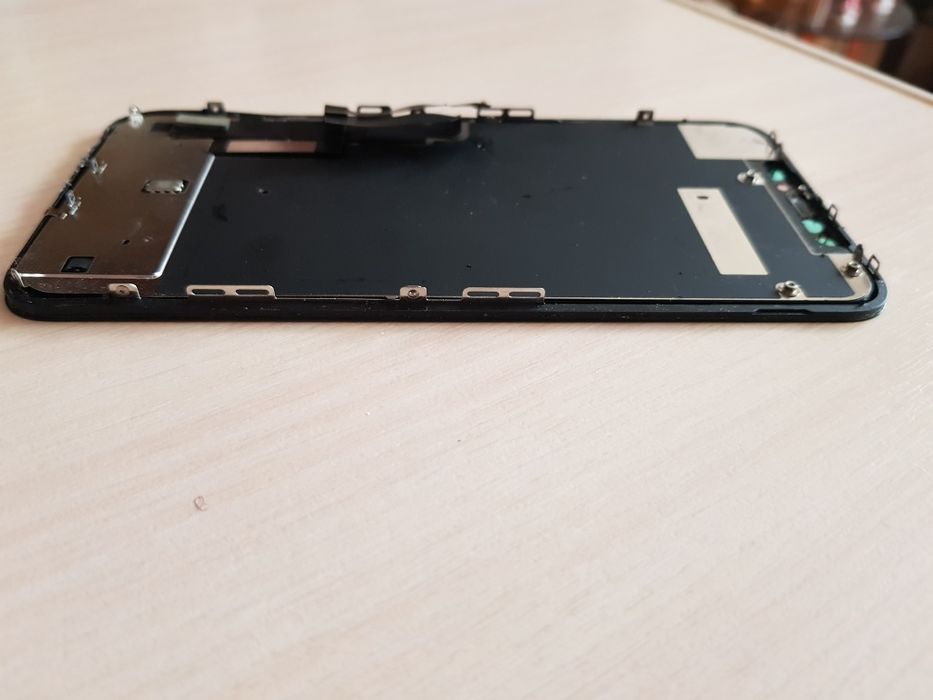 Продам дисплей на Айфон XR.