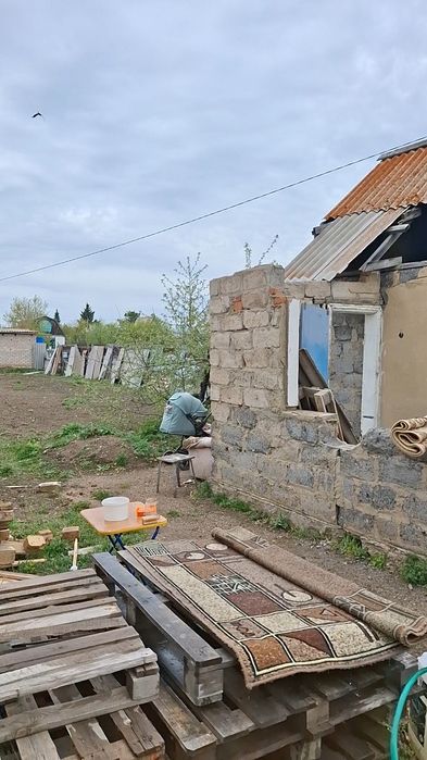 Дача со скважиной и светом