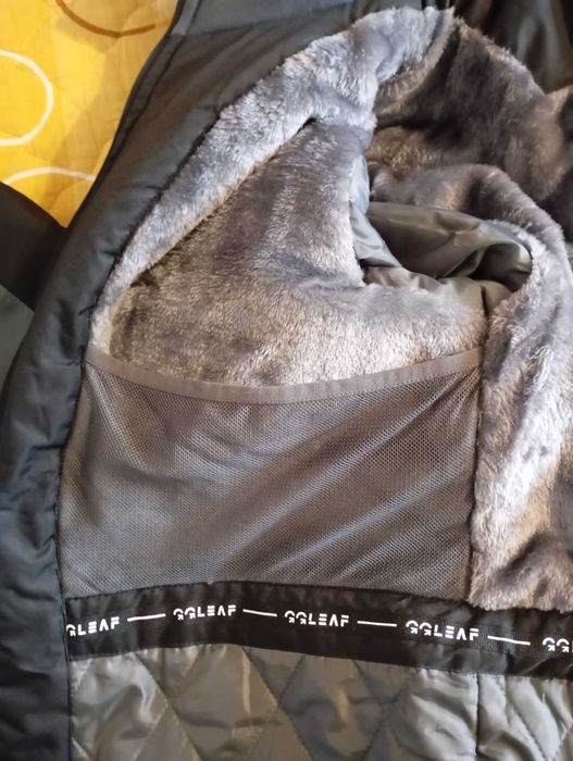 Мъжко зимно яке LEAF с качулка, размер XL, цена 70 лв.
