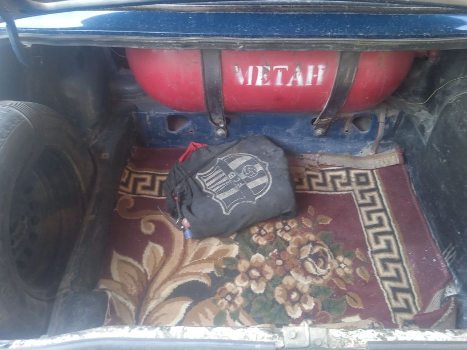 Vaz 2107 sotiladi xolati yaxshi