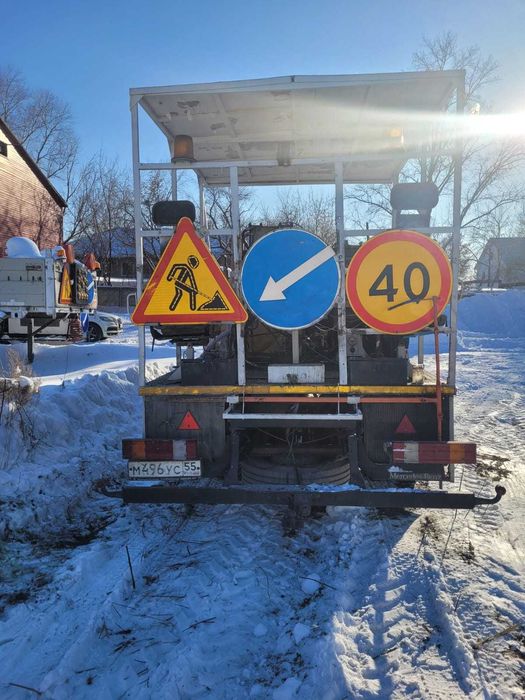 машина дорожной разметки