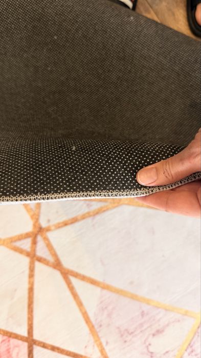 Продам 2 ковра 140/200