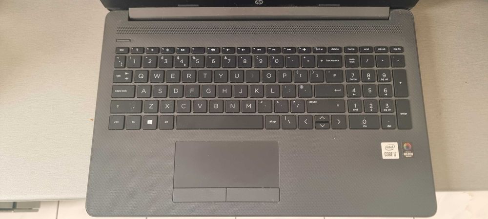 Notebook Hp 250 G7 I7 256gb 8gb.