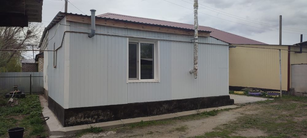 Продаётся квартира дом на два хозяина.