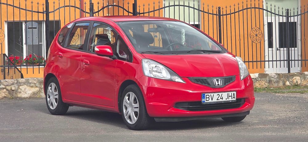 Honda Jazz cutie AUTOMATA 1.4 benzina/gaz euro 5 AN 2011