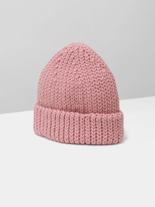 Шапка Бини, связана в ручную