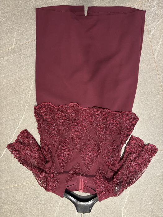 Rochie eleganta de nunta, saten cu dantela