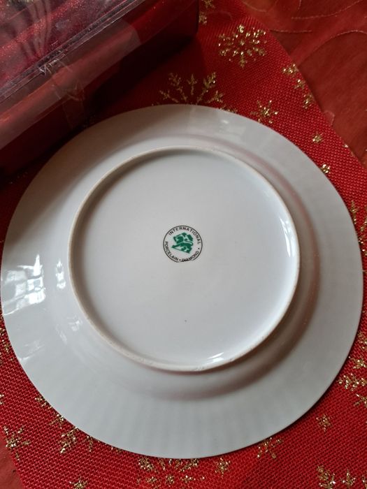 Красиви новогодишни чинии!