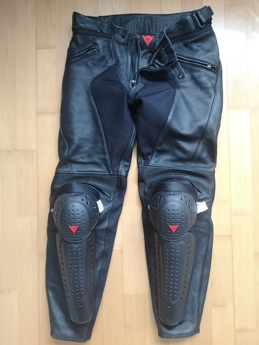 Pantaloni din piele naturală groasă,  de  calitate premium